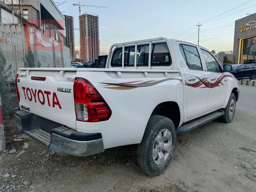 Toyota Hilux